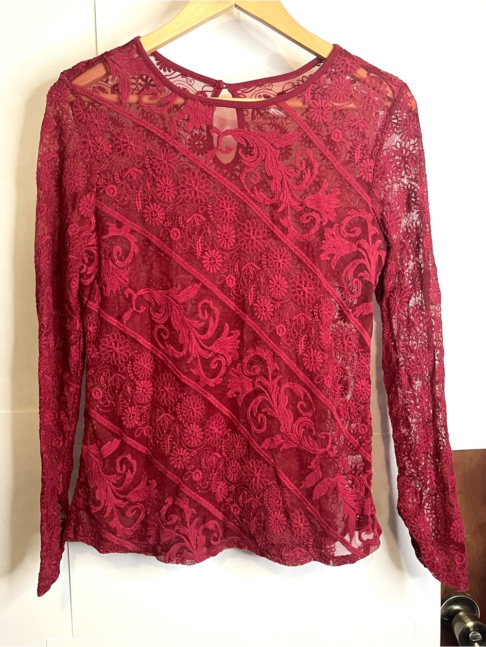 Sundance Women’s (Tag M, Fits XS - S) Red Lace Overlay Top - NO CAMISOLE